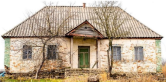 Huset ble forlatt for over 30 år siden. Men når man går inn i det, er det som om ingen har dratt. WOW!