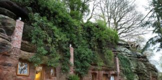 Er hat eine 700 Jahre alte Höhle gekauft und du wirst nicht glauben, was er damit gemacht hat! Das ist unglaublich!